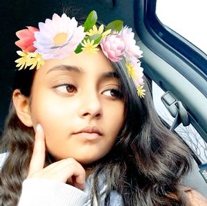 Meet your Posher, Daniela